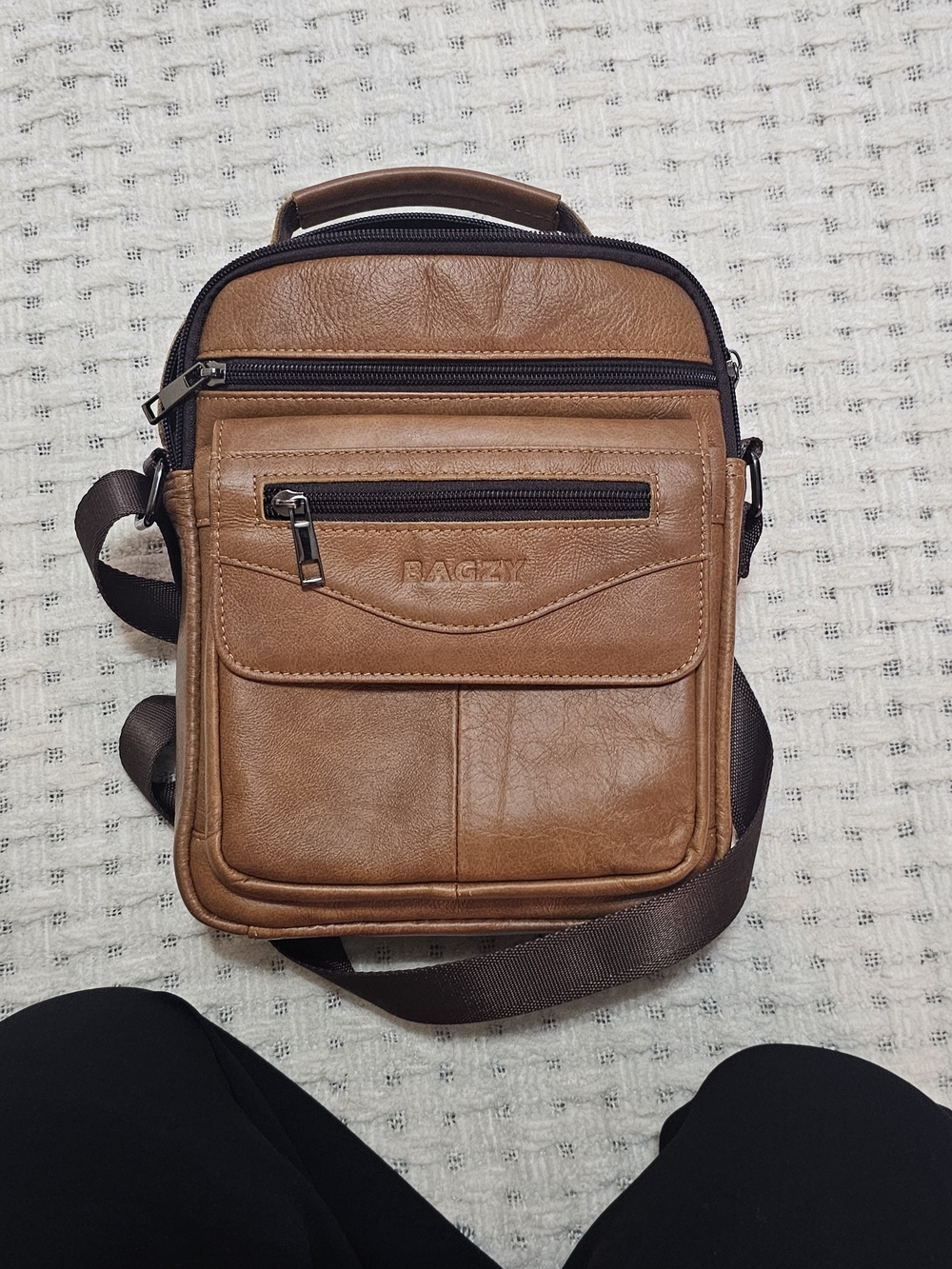 Tan Leather Crossbody Bag UNISEX Adjustable Strap LIKE NEW ✨️